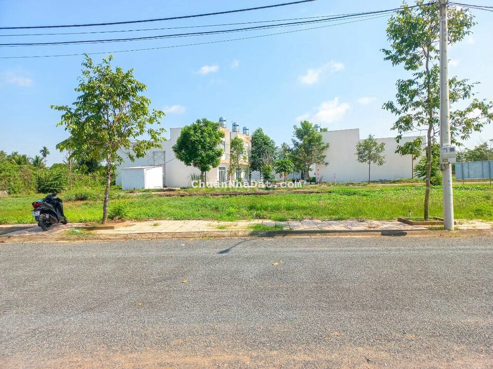 Bán Nền 2 Mặt Tiền - Sổ Hồng, Thổ Cư. Lộ Trước Nền 13m