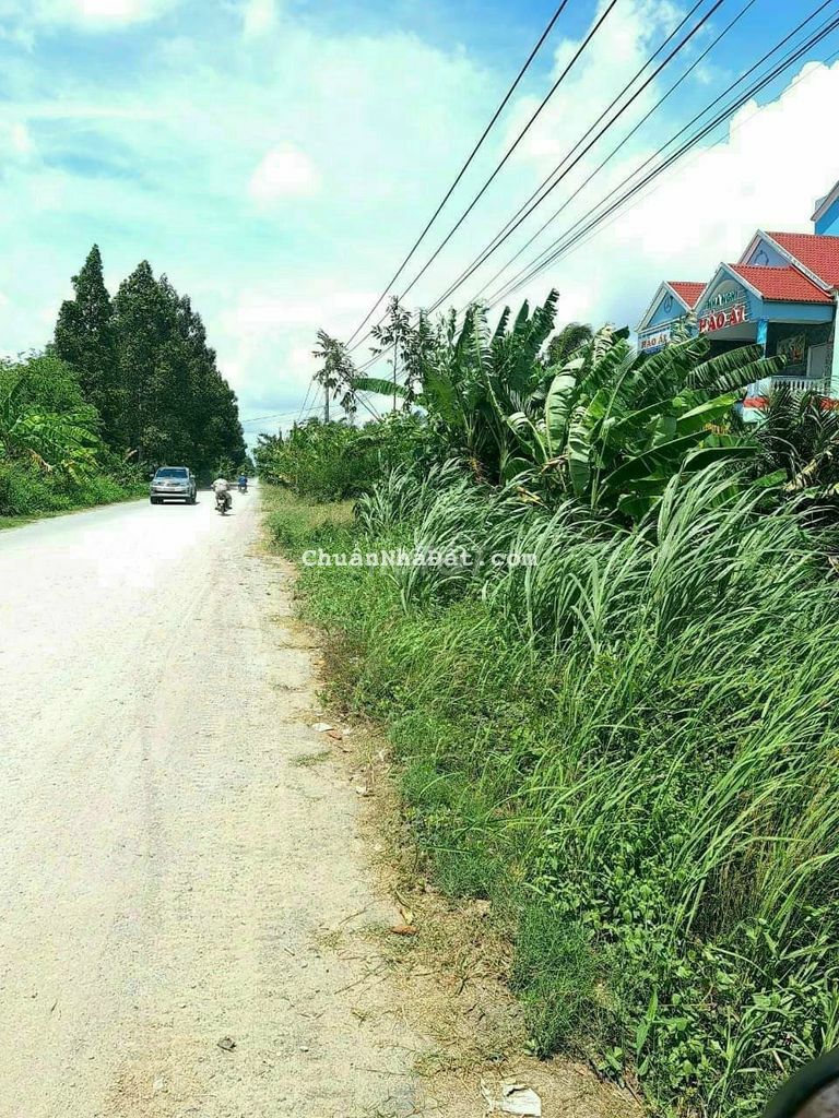 NỀN MT NHỰA CẢNG GIAO LONG 10X24M CÓ 50M THỔ CƯ