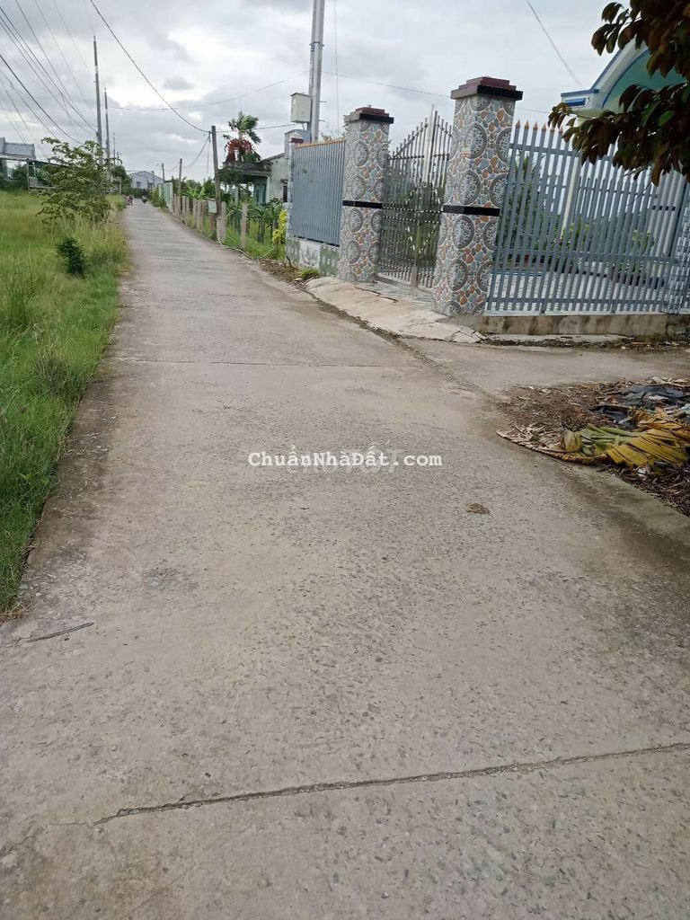 Đất thổ cư lộ làng