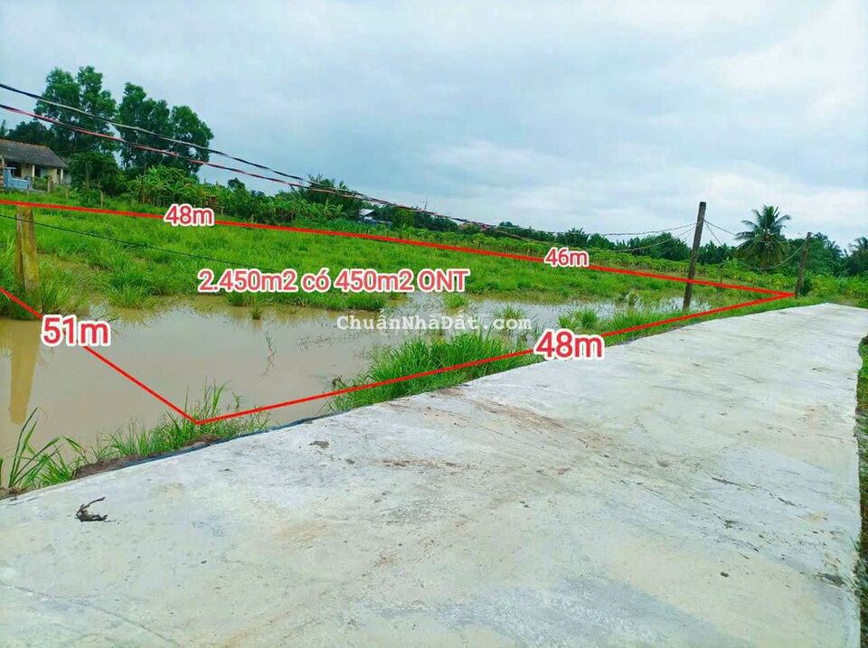 2.450m2 có 450m2 thổ cư đường ôtô ( 48x50m) 2.450m2 có 450m2 thổ cư đường ôtô ( 48x50m)