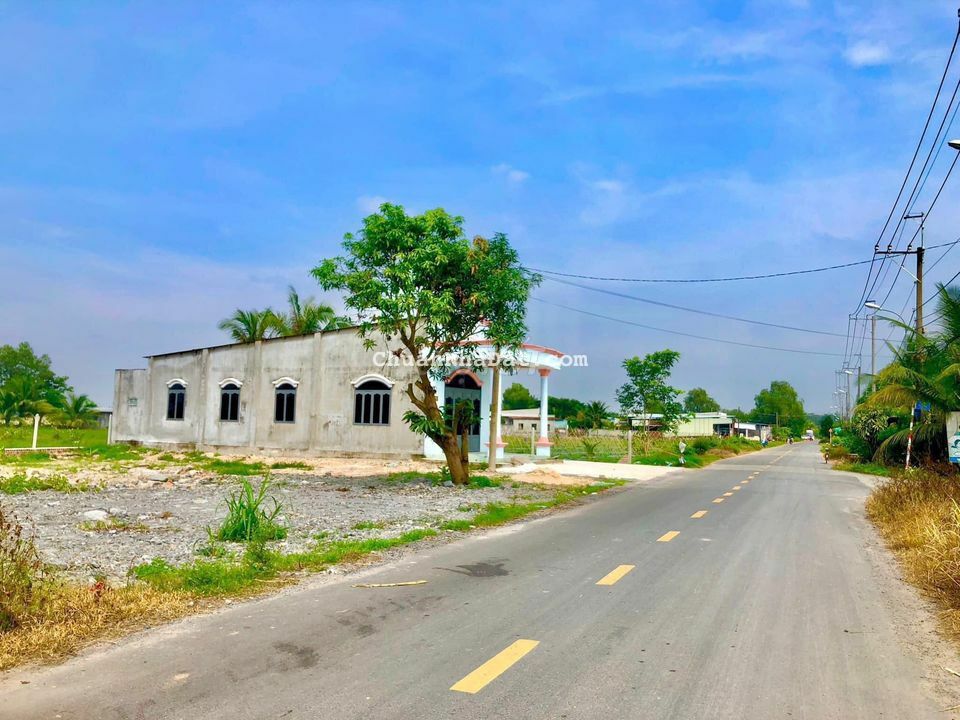 Kẹt tiền bán gấp đất vườn có sẵn cây ăn trái 1000m2 290tr