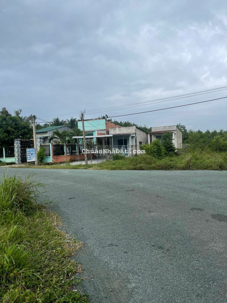 Siêu đẹp 5 Mét Ngang Đất MT Đường Khải Hoàn, P Hưng Long, lô sát góc