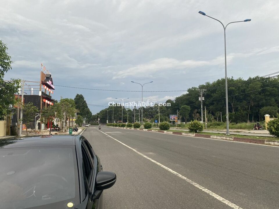 Giảm ngay 500tr Bán Lô MT Nguyễn Văn Linh, Chơn Thành, Bình Phước.