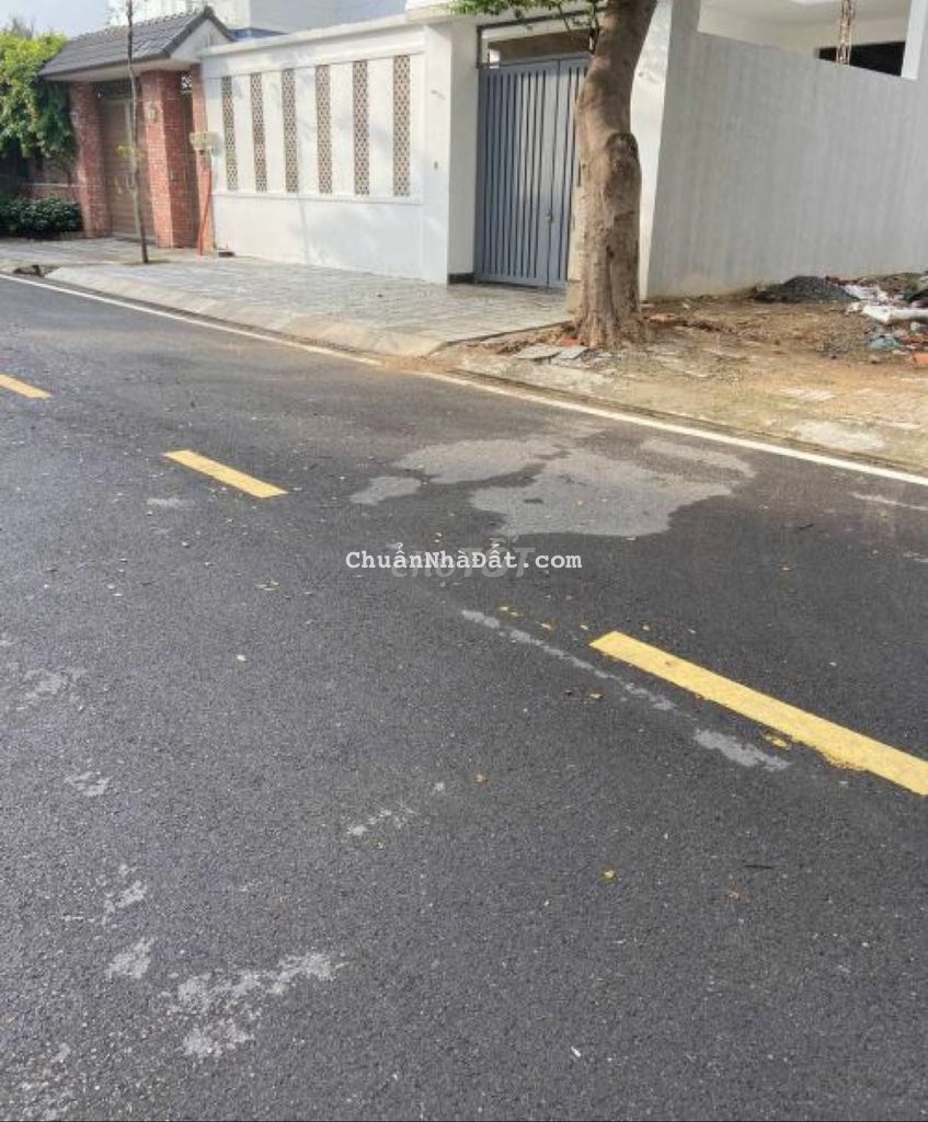 Đất ngộp ngay thị xã Chơn Thành 242m2 thổ cư sổ hồng riêng đường nhựa