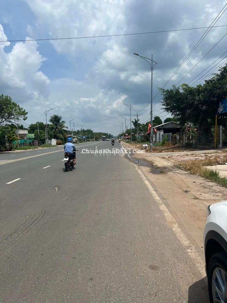 Quá Kẹt Tiền Bán Gấp 7m Ngang MT Quốc Lộ 13, Minh Hưng Chơn Thành,3 Tỷ