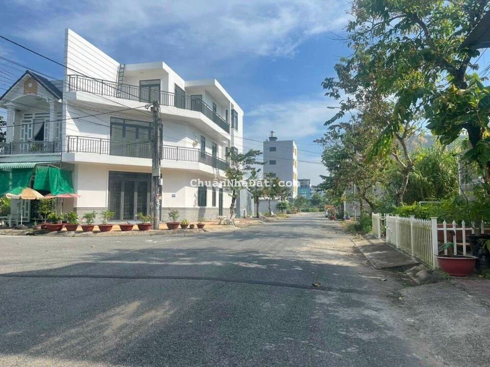 Còn nền đẹp 100m2 đường B10 ĐOẠN ĐẦU GẦN B1 KDC Phú An, P. Phú Thứ