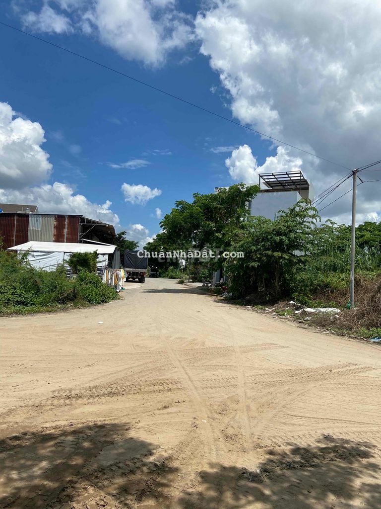 Nền Biệt Thự đường số 13, Khu Công Ty 8, Cái Răng, TP. Cần Thơ.