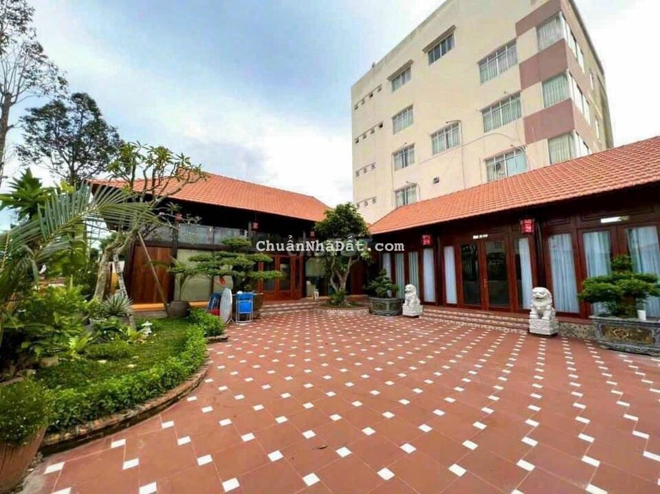 Nền góc 2 MT đường Nguyễn Thị Sáu & đường 13 Khu dân cư 586, Cái Răng