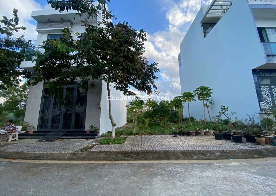 Nền đẹp đường 8A KDC VHTĐ, Phường Hưng Thạnh, Q Cái Răng, TP Cần Thơ