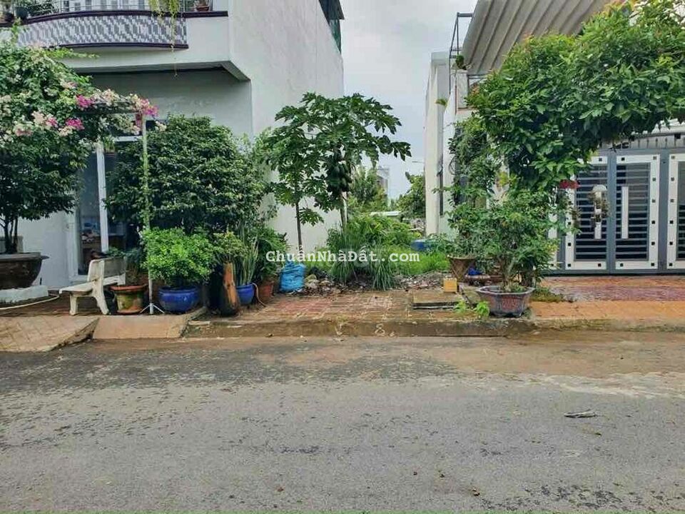 CẦN TIỀN BÁN LỖ NỀN B13 HƯNG PHÚ