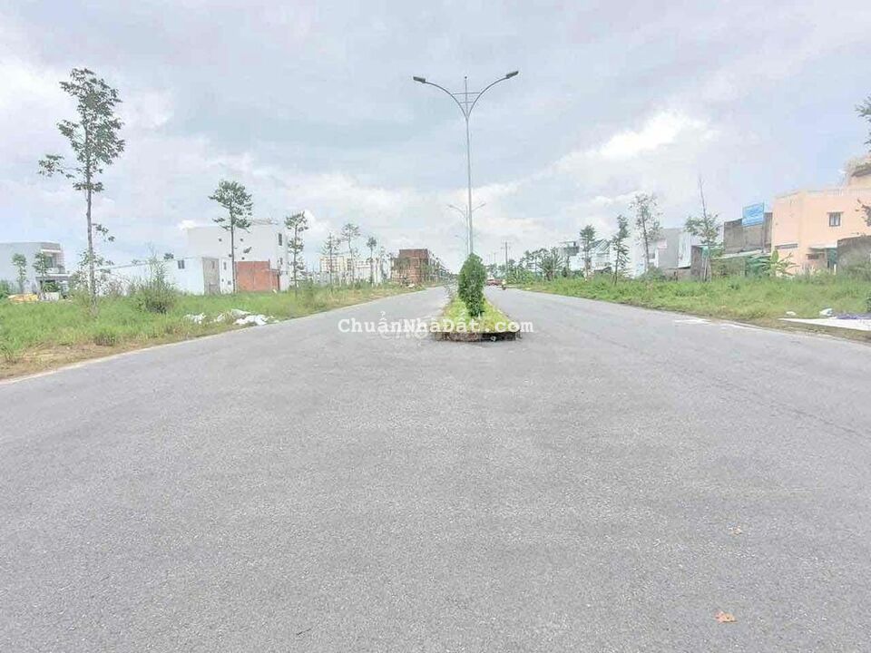 Chủ kẹt tiền bán rẻ nền khu dân cư HỒNG LOAN NỀN TRỤC CHÍNH D1 LỘ 30M