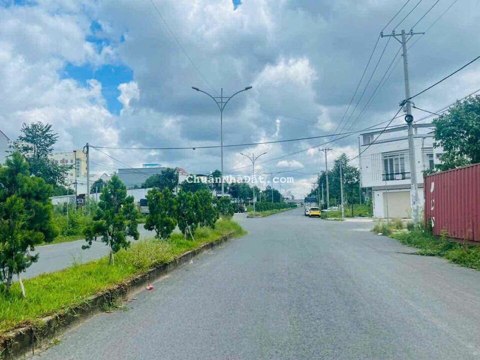 Chủ kẹt tiền bán rẻ nền khu dân cư HỒNG LOAN NỀN TRỤC CHÍNH D1 LỘ 30M