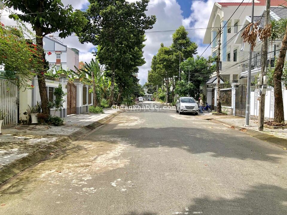 Nền 90m2 sổ hồng đường số 3 kdc Long Thịnh đối diện bv Hoàn Mỹ CRang