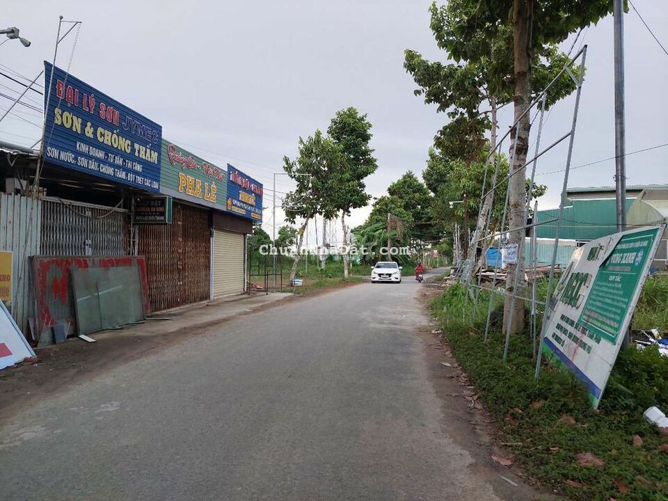 Giảm mạnh, bán lỗ đất lấy tiền cưới dâu Giảm mạnh, bán lỗ đất lấy tiền cưới dâu