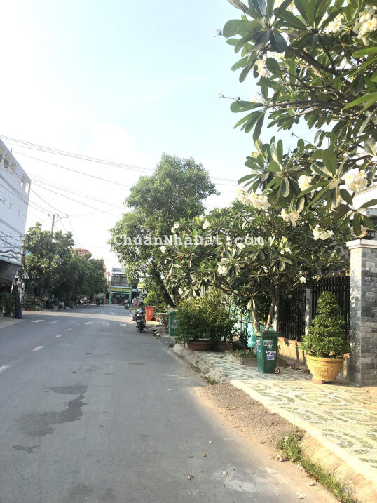 Đất đẹp thổ cư vuông vức 149m2 đường Lộ Long Phú, TT Cần Giuộc gần KDC Cần Giuộc giá 900tr