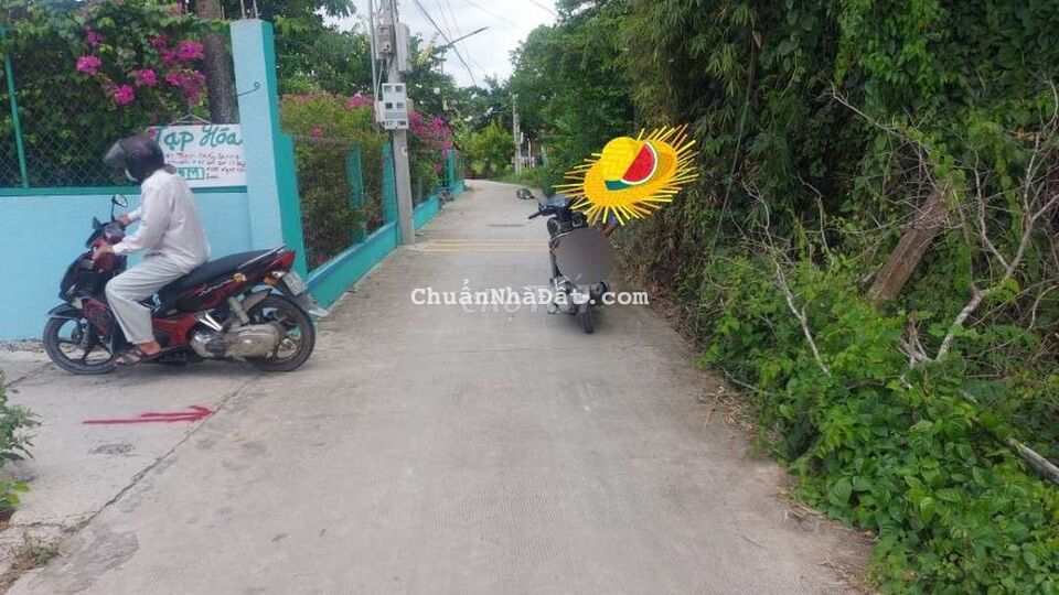 Chủ gửi cần bán gấp nền đất thổ cư, đường ôtô 7 chỗ vi vu. SHR