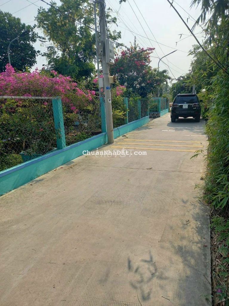 Chủ gửi cần bán gấp nền đất thổ cư, đường ôtô 7 chỗ vi vu. SHR