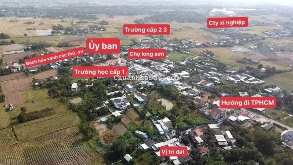 Cần bán gấp lô đất ở gần chợ Long Sơn Cần Đước cách trường tiểu , tiện kinh doanh buôn bán . Cần bán gấp lô đất ở gần chợ Long Sơn Cần Đước cách trường tiểu , tiện kinh doanh buôn bán .