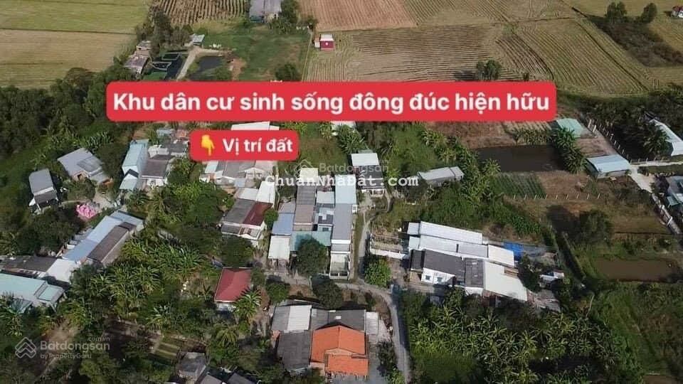 Cần bán gấp lô đất ở gần chợ Long Sơn Cần Đước cách trường tiểu , tiện kinh doanh buôn bán . Cần bán gấp lô đất ở gần chợ Long Sơn Cần Đước cách trường tiểu , tiện kinh doanh buôn bán .