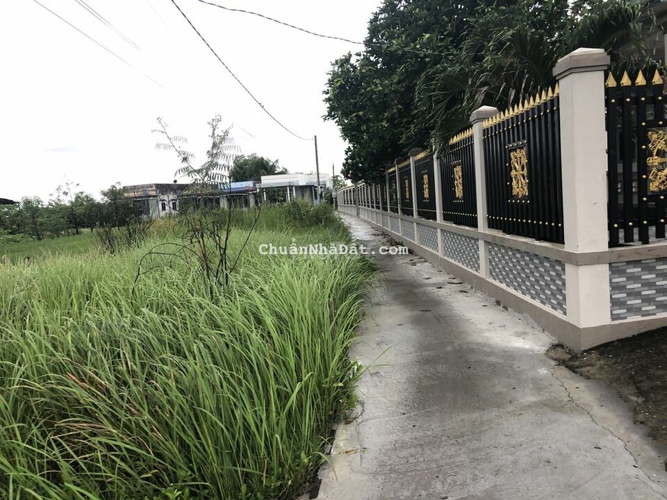 Chính chủ bán gấp 4 nền đất thổ cư giá F0