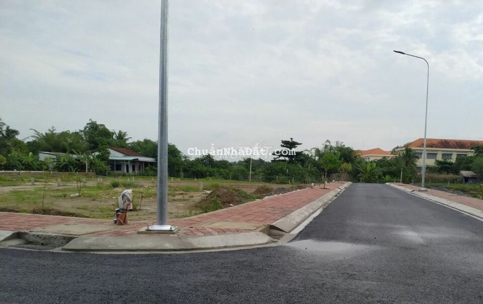 Đất gần Chợ Rạch Kiến, Sổ đỏ sang tên, đối diện trường học 17,3 tr/m2