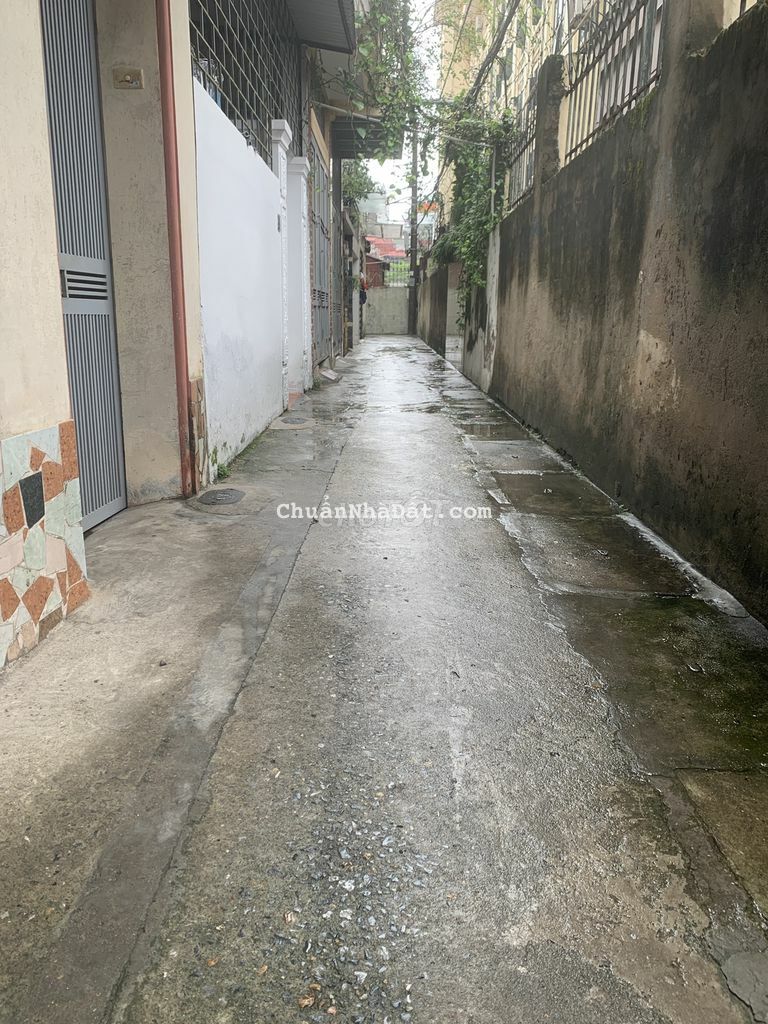 Siêu phẩm LÔ GÓC Cầu Giấy 40m2, MT 4,3m Giá 3TỶ9