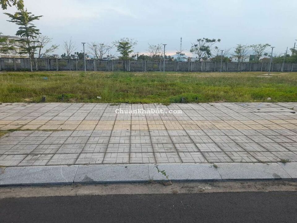 Chính chủ cần ra gấp lô liêm lạc 12 giá 1ty9xx