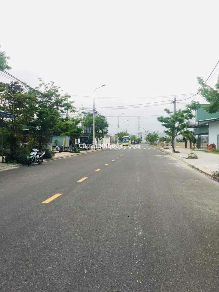 Bán lô đất đường 10,5m Lê Sỹ sát cạnh góc đường 29/3 vị trí đẹp rẻ