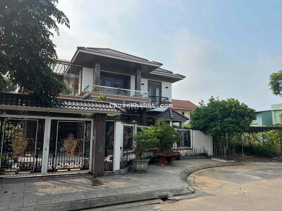 190m LÔ BIỆT THỰ gần sông. giá có 5ty3