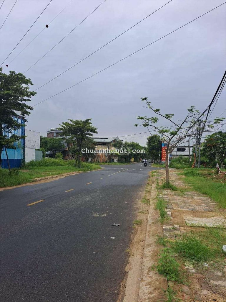 Đất mặt tiền Mẹ Thứ Hà Duy Phiên