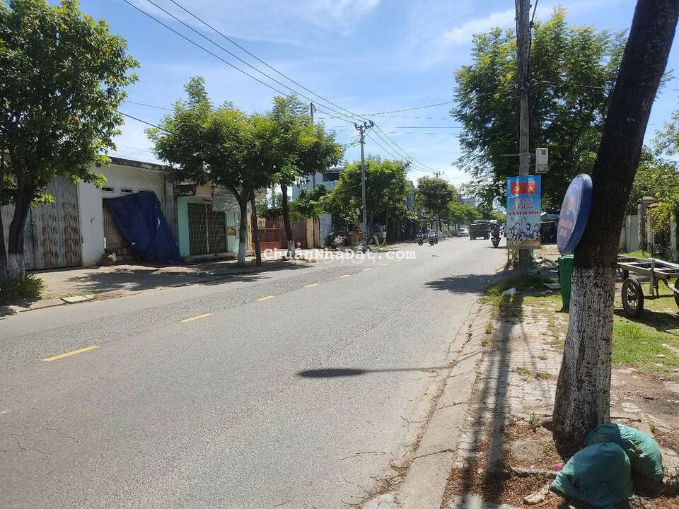 Đất kiệt Lê Trọng Tấn Sau Lưng nhà Mặt tiền