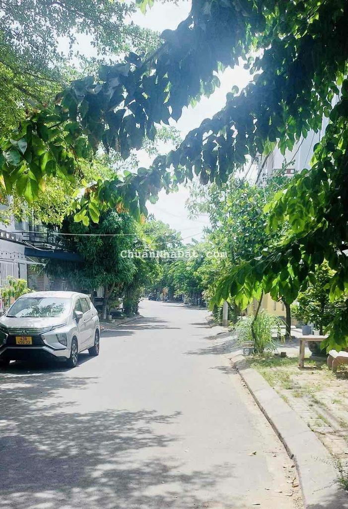 bán liền lô đường 5m5 Khuê Trung