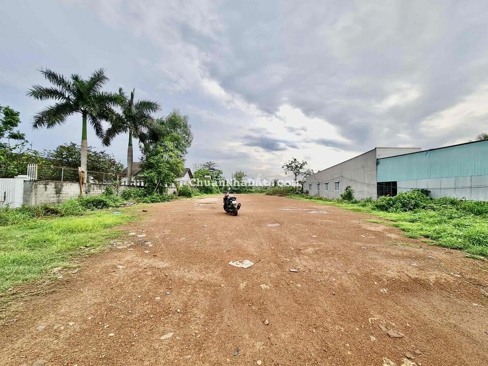 BÁN ĐẤT MẶT TIỀN TL765, 1754m2 (28x70m), 300 thổ, Xuân Tây, Cẩm Mỹ, ĐN