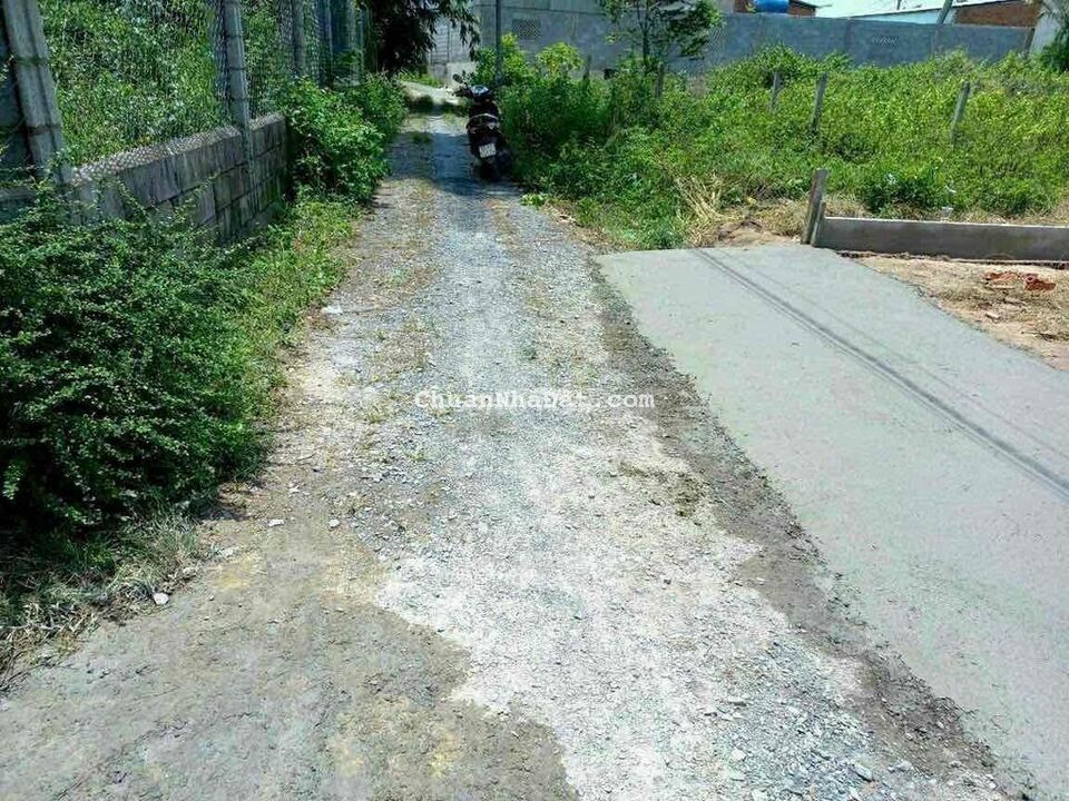 106m2 đất thổ cư đường/suối lội,xây tự do,5x21,ấp3