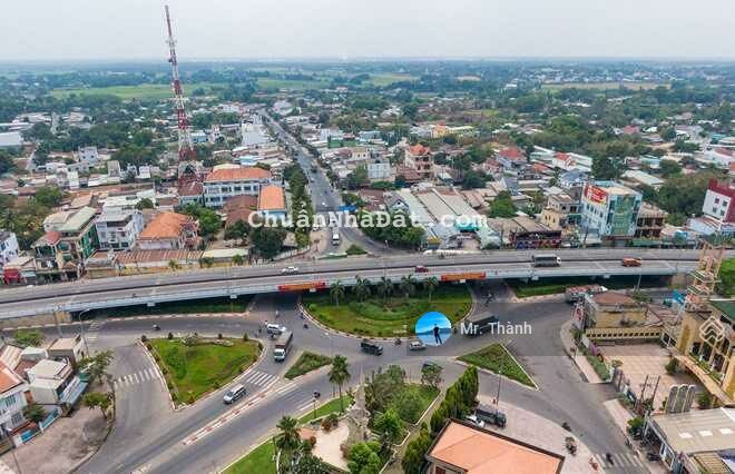 Giảm giá sâu bán cắt lỗ lô đất thổ cư DT: 110m2 thổ cư ngay thị trấn Củ Chi, giá còn 1 tỷ 7