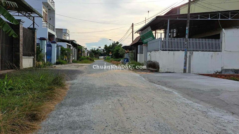 124m2 đất thổ cư mặt tiền mai thị buội,tặng GPXD