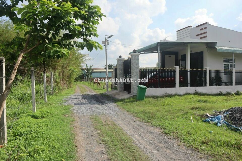 Đất Bán :140m2 thổ cư, xã Phước Hiệp, Củ Chi, sổ hồng riêng, 510 triệu Đất Bán :140m2 thổ cư, xã Phước Hiệp, Củ Chi, sổ hồng riêng, 510 triệu