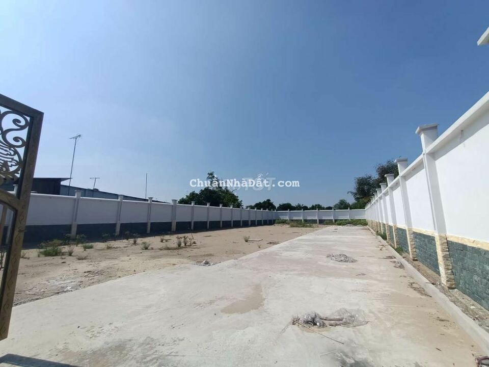 Đất mặt tiền đường 181, DT 935m2 ( 18m x 52m) Đất mặt tiền đường 181, DT 935m2 ( 18m x 52m)