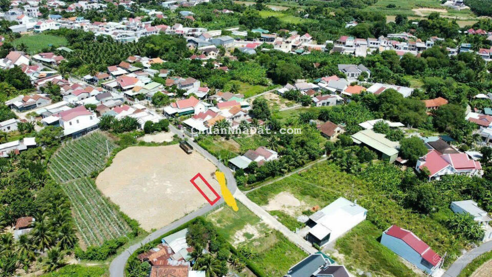 Bán lô Diên Lạc đường nhựa 10m gần TL2 giá chỉ 8,4 triệu/m2 full thổ Bán lô Diên Lạc đường nhựa 10m gần TL2 giá chỉ 8,4 triệu/m2 full thổ