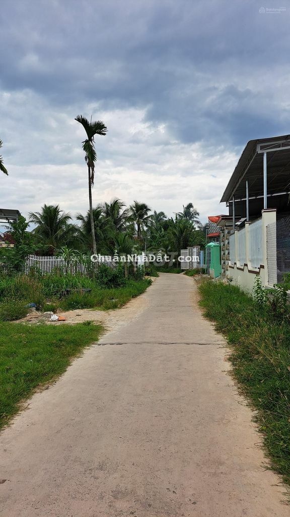 LÔ BIỆT THỰ NHÀ VƯỜN 450m2 GẦN CẦU GIAO THUỶ BETONG 4m GIÁ 668tr LÔ BIỆT THỰ NHÀ VƯỜN 450m2 GẦN CẦU GIAO THUỶ BETONG 4m GIÁ 668tr