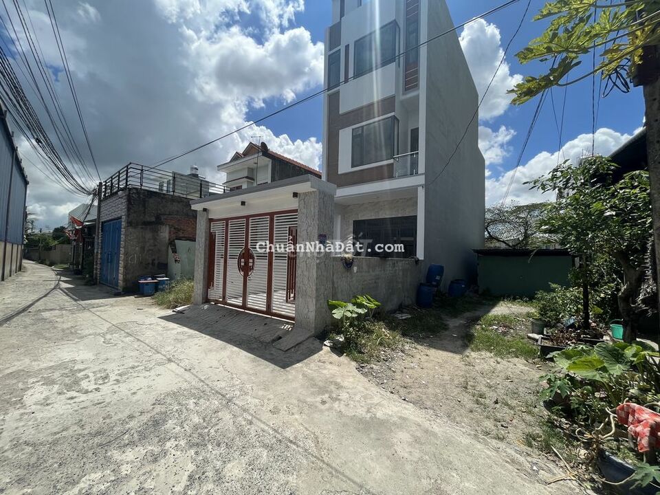 Bán Gấp Lô Đất Hẻm Xe Hơi Thông Thoáng 100m2 Giá Ngộp Bán Gấp Lô Đất Hẻm Xe Hơi Thông Thoáng 100m2 Giá Ngộp