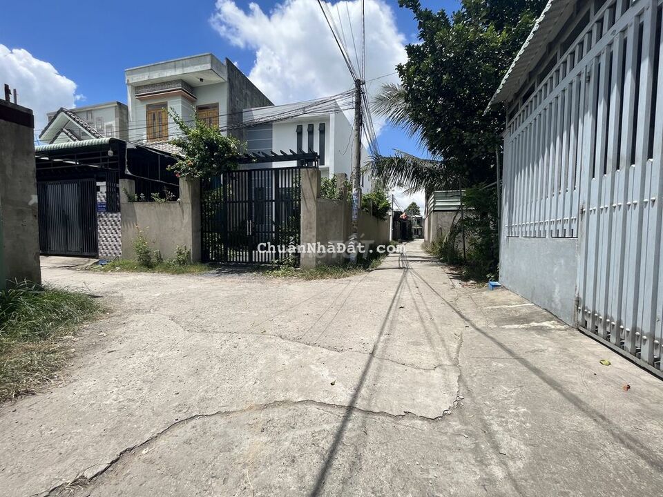 Bán Gấp Lô Đất Hẻm Xe Hơi Thông Thoáng 100m2 Giá Ngộp Bán Gấp Lô Đất Hẻm Xe Hơi Thông Thoáng 100m2 Giá Ngộp