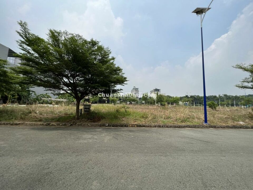 QUÁ RẺ 3,6 tỷ TL đất 100m gần Công viên khu đô thị Bình Nguyên QUÁ RẺ 3,6 tỷ TL đất 100m gần Công viên khu đô thị Bình Nguyên