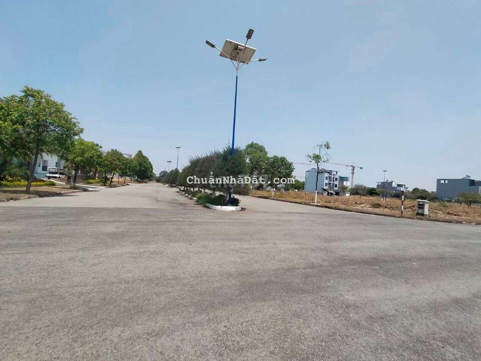 Đất 5x20m Trục chính đô thị Bình Nguyên giáp làng đại học quốc gia Đất 5x20m Trục chính đô thị Bình Nguyên giáp làng đại học quốc gia