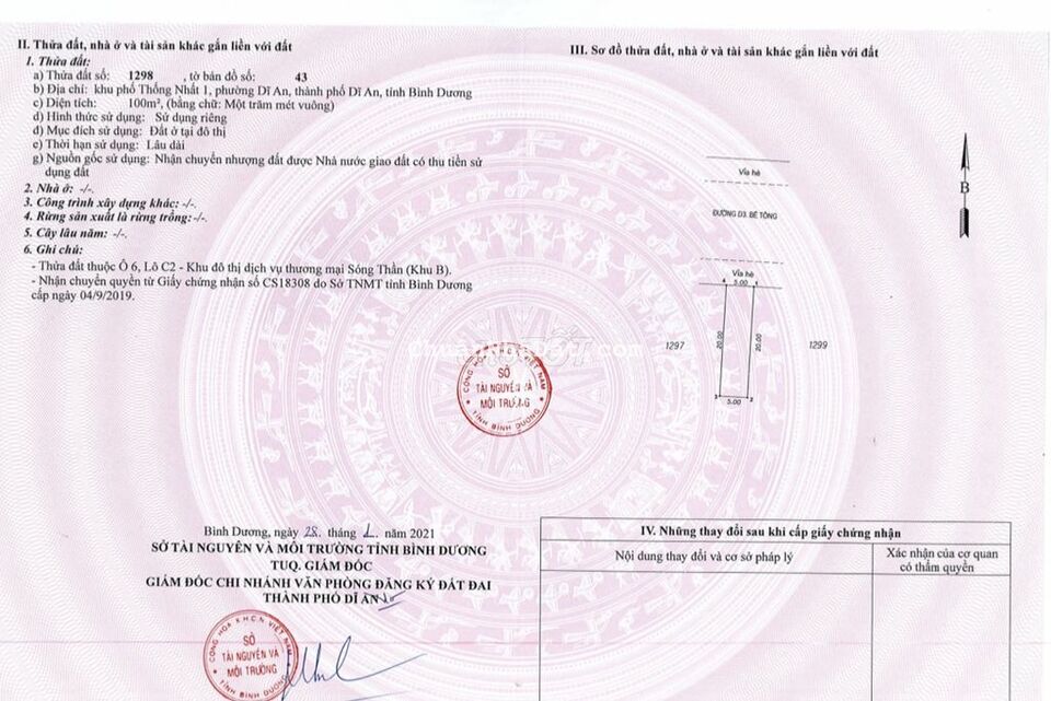 Gia Đình Cần Bán Gấp Lô Đất 100m2 Đường D3 Vincom 550 Dĩ An Gia Đình Cần Bán Gấp Lô Đất 100m2 Đường D3 Vincom 550 Dĩ An