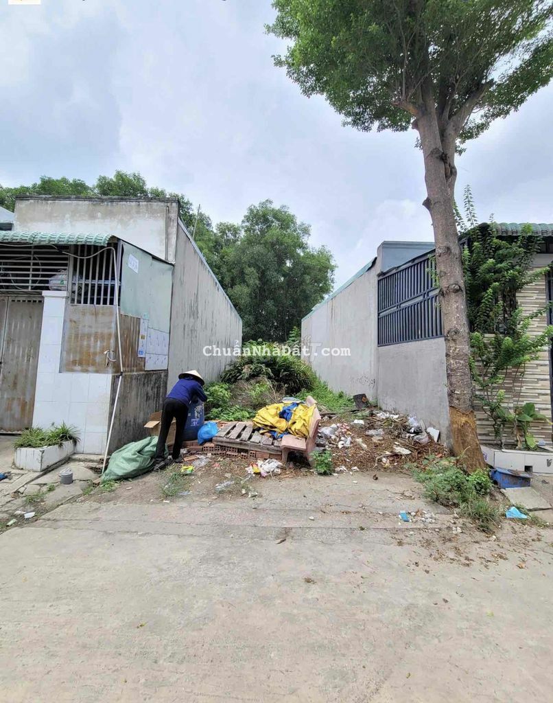 Đất 2 Mặt Tiền, Gần Trung Tâm Y Tế Dĩ An