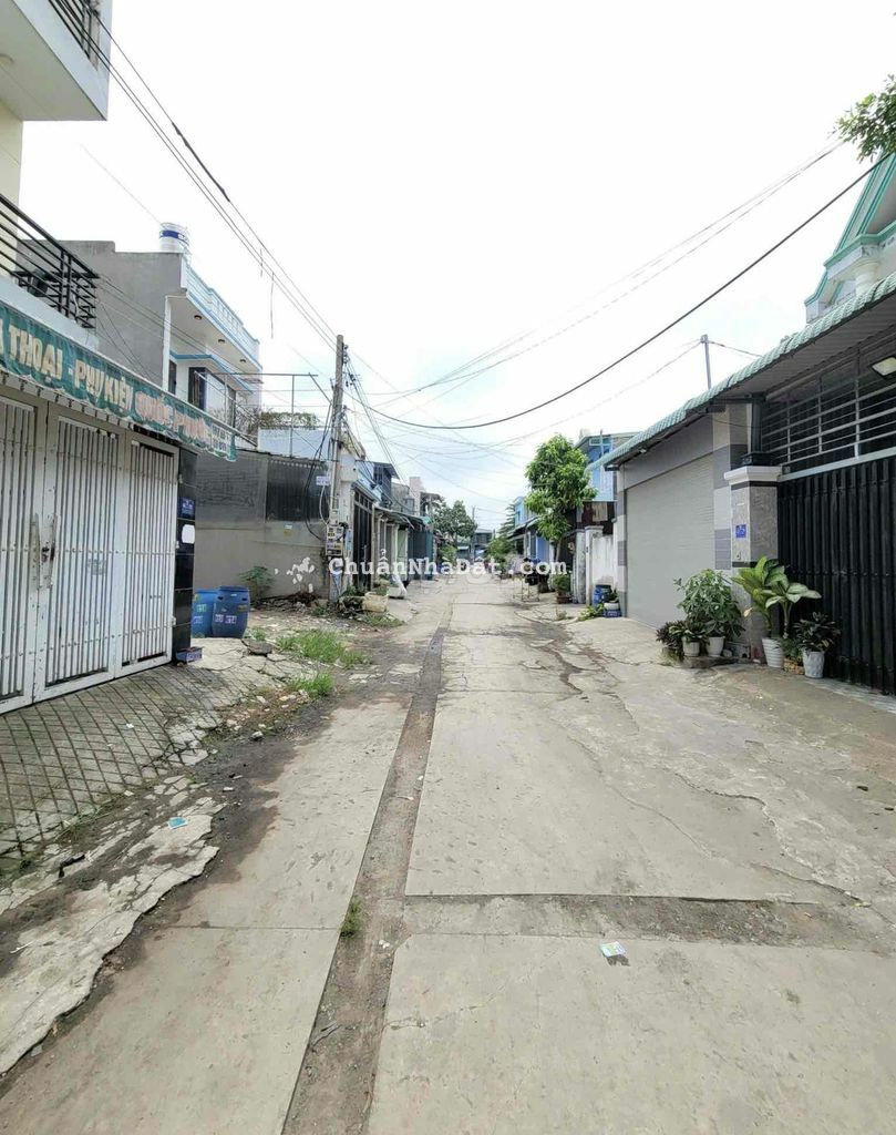 Đất 2 Mặt Tiền, Gần Trung Tâm Y Tế Dĩ An