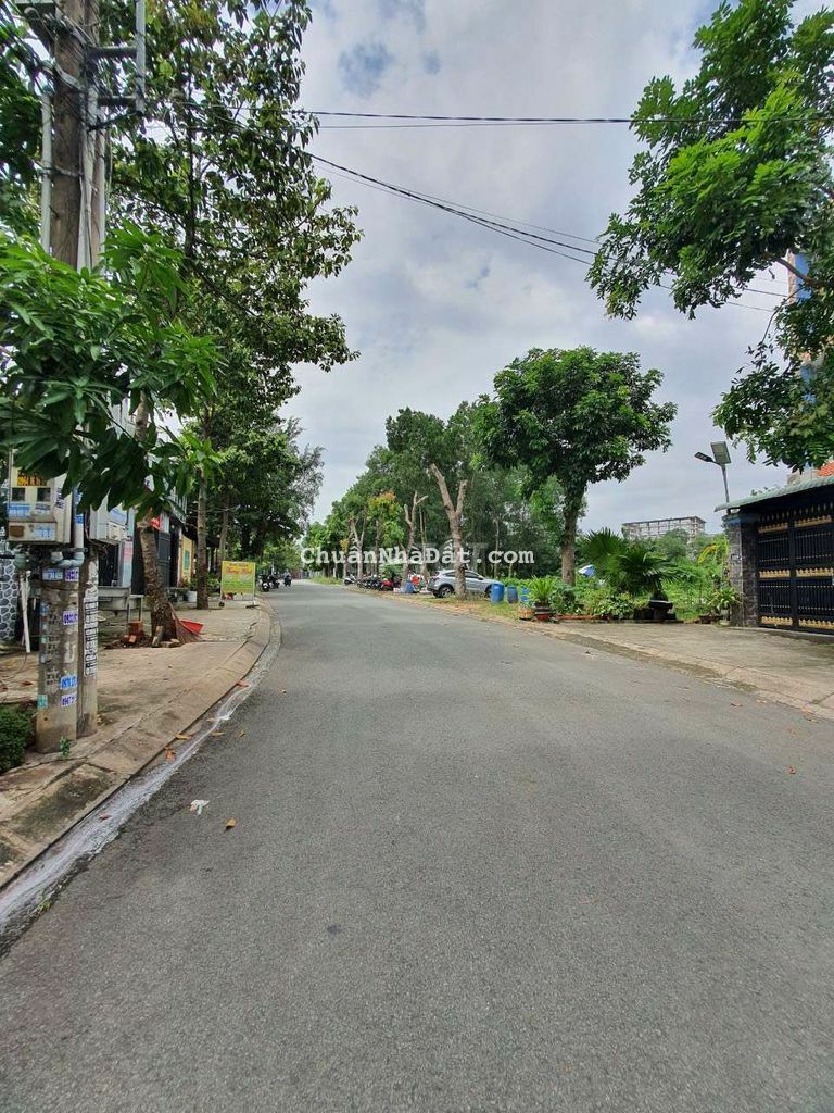 Đất 2 mặt tiền trước và sau, KDC Biconsi, cách Huỳnh Thị Tươi 100m 409