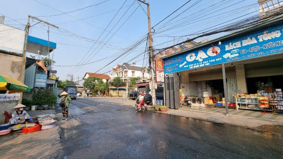 Đất mặt đường Vũng Thiện Tân Đông Hiệp - Dĩ An cách Đt 743C 30 m Đất mặt đường Vũng Thiện Tân Đông Hiệp - Dĩ An cách Đt 743C 30 m