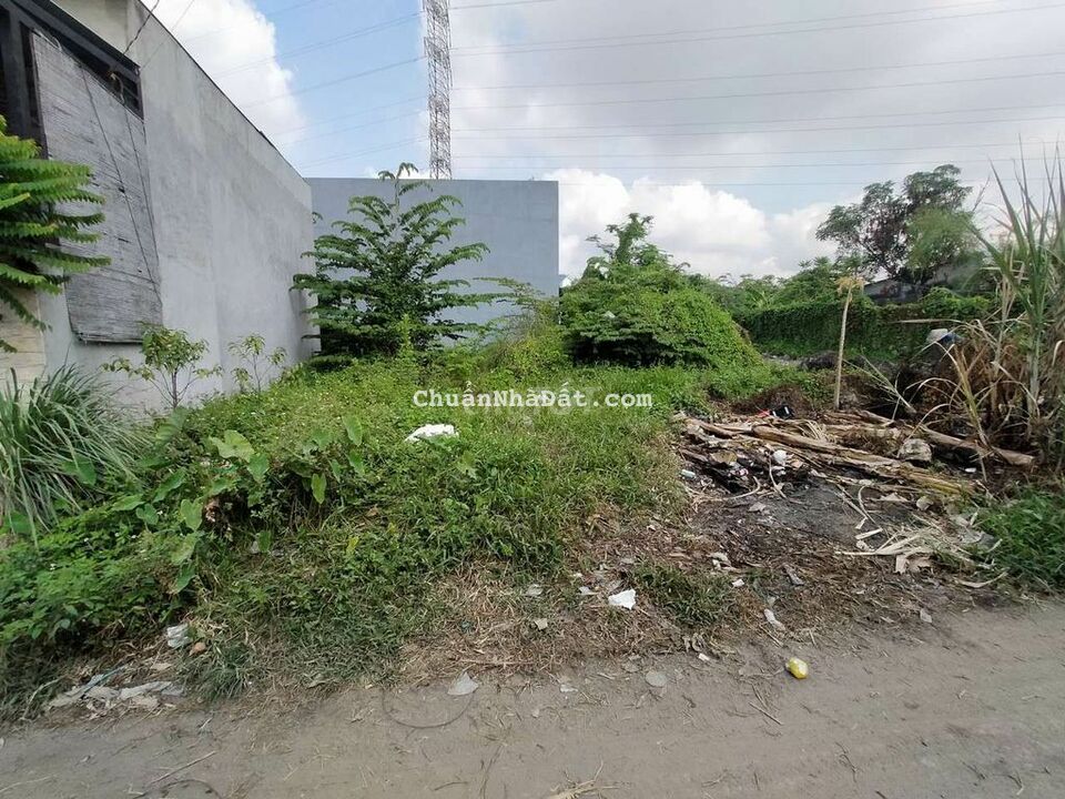 Đất 120m ngang 8m gần Đt743A và quốc lộ 1K 500m Tp Dĩ An Đất 120m ngang 8m gần Đt743A và quốc lộ 1K 500m Tp Dĩ An